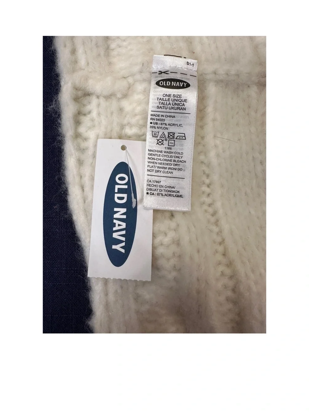 Old Navy Ivory Cable Knit Scarf NWT